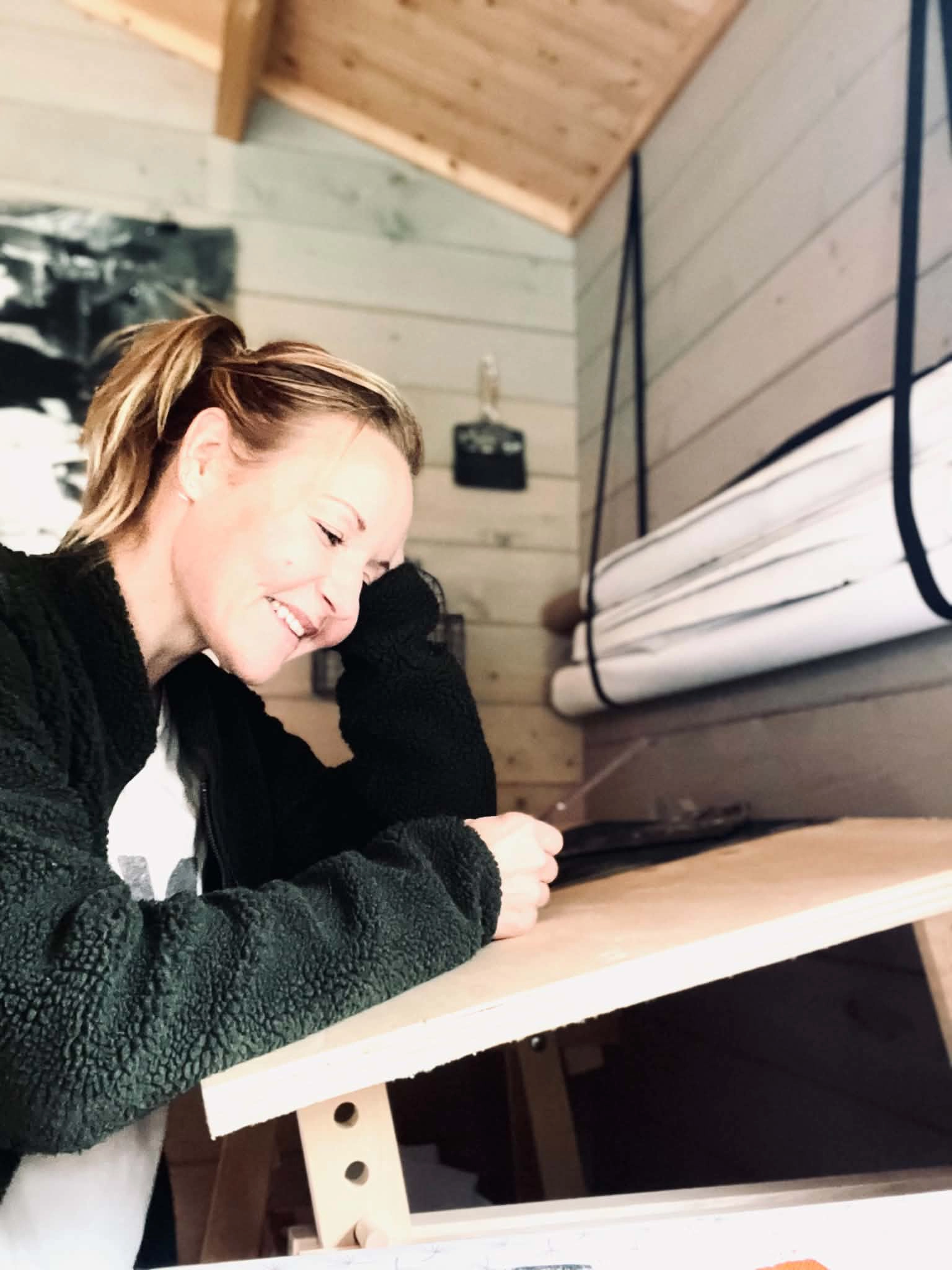Mellan - Kajsa Wallin